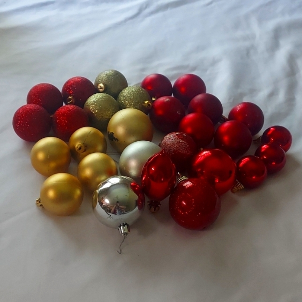 christmas red and gold and silver  bulbs, tree ornaments  28 ct  used